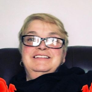 Meet your Posher, Brenda